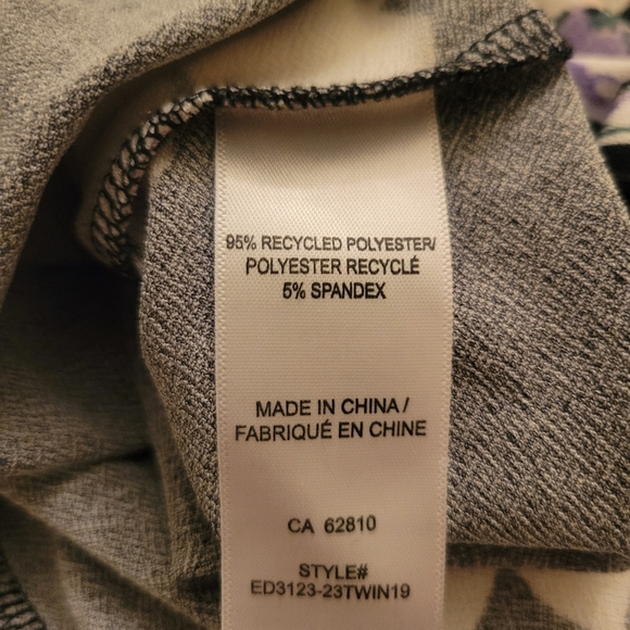 Ricki's 3/4 sleeve square neck blouse, size M - Picture 3 of 8